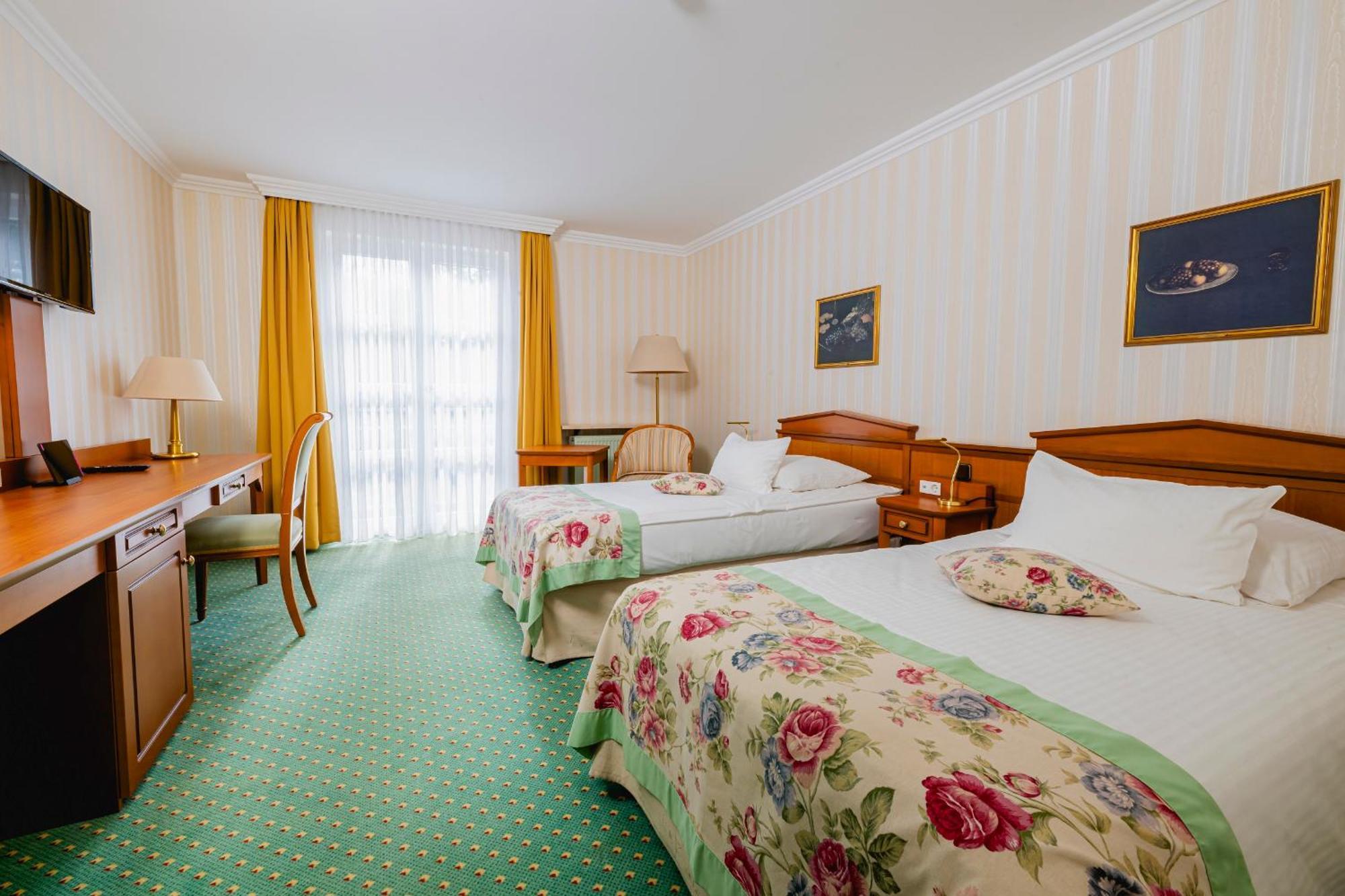 Hotel Am Schlosspark Gotha Exterior foto