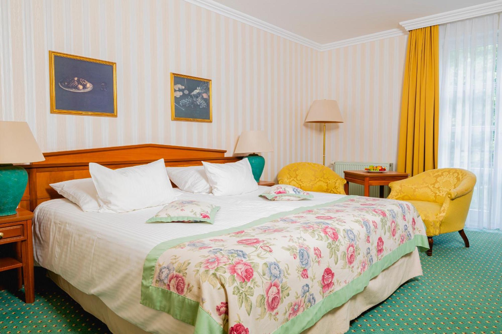 Hotel Am Schlosspark Gotha Exterior foto